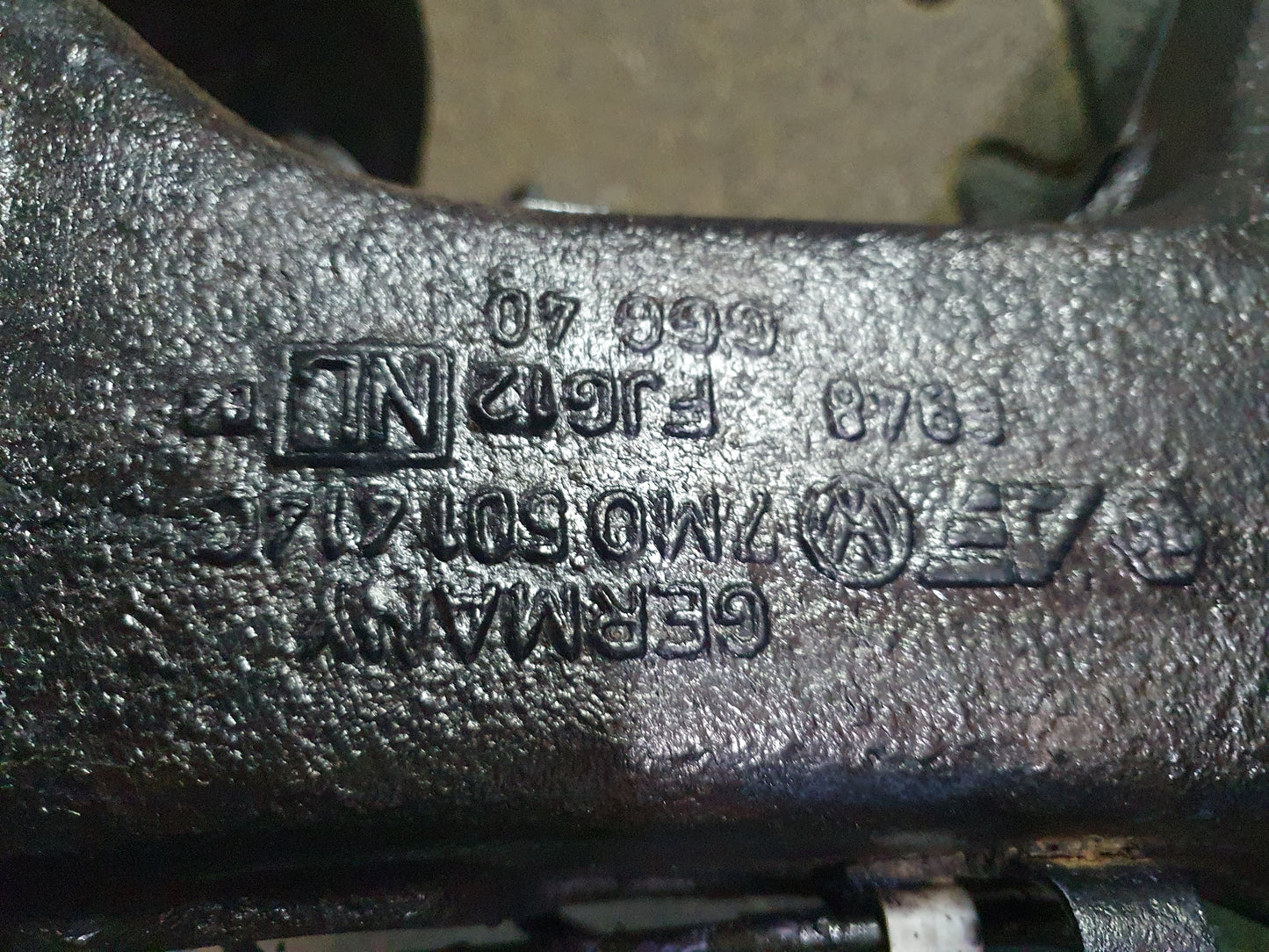 Fuzeta dreapta spate cu brat Ford Galaxy (WGR) 1.9 TDI ASZ 2004