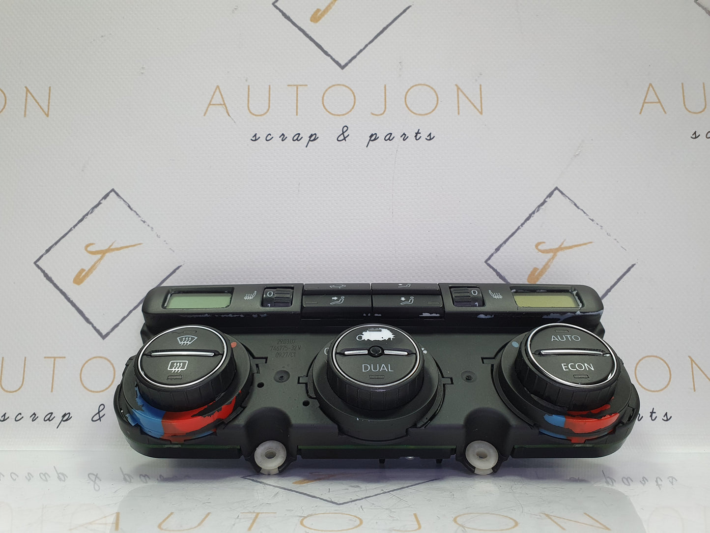 Panou climatronic Volkswagen Passat (3C5) Variant 2.0 TDI BMP 2007