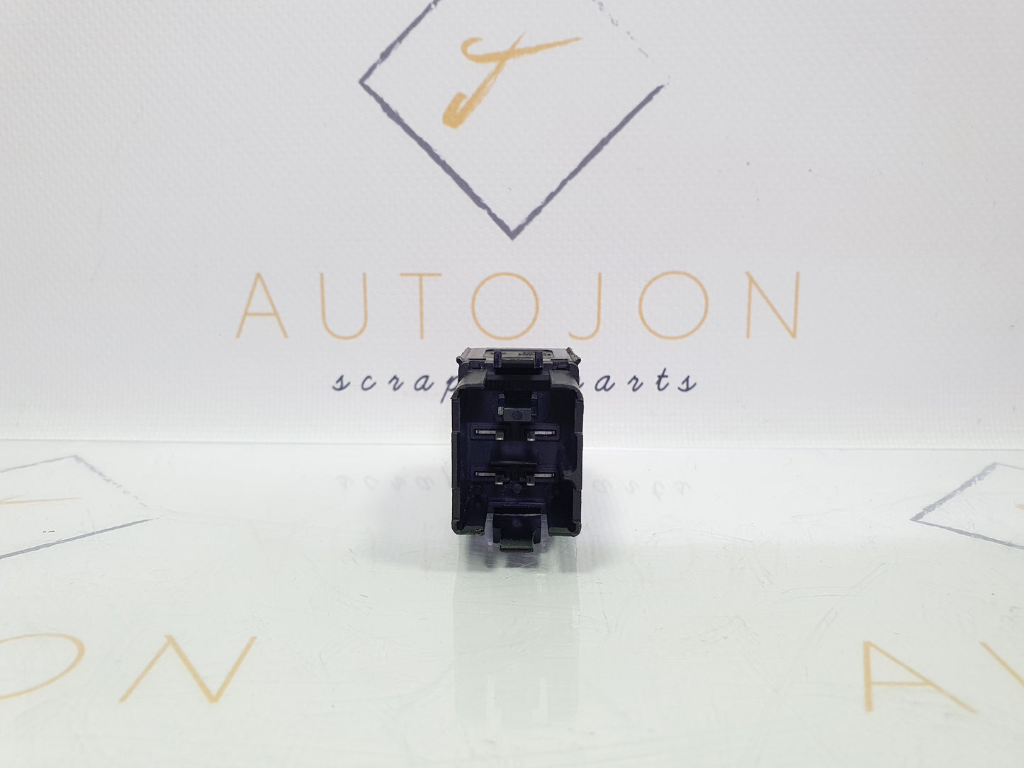 Buton avarii Volkswagen Passat (3C5) Variant 2.0 TDI BMP 2007