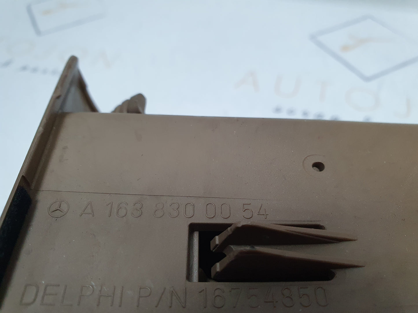 Set grile aer bord Mercedes ML (W163) 270 CDI OM612 2001