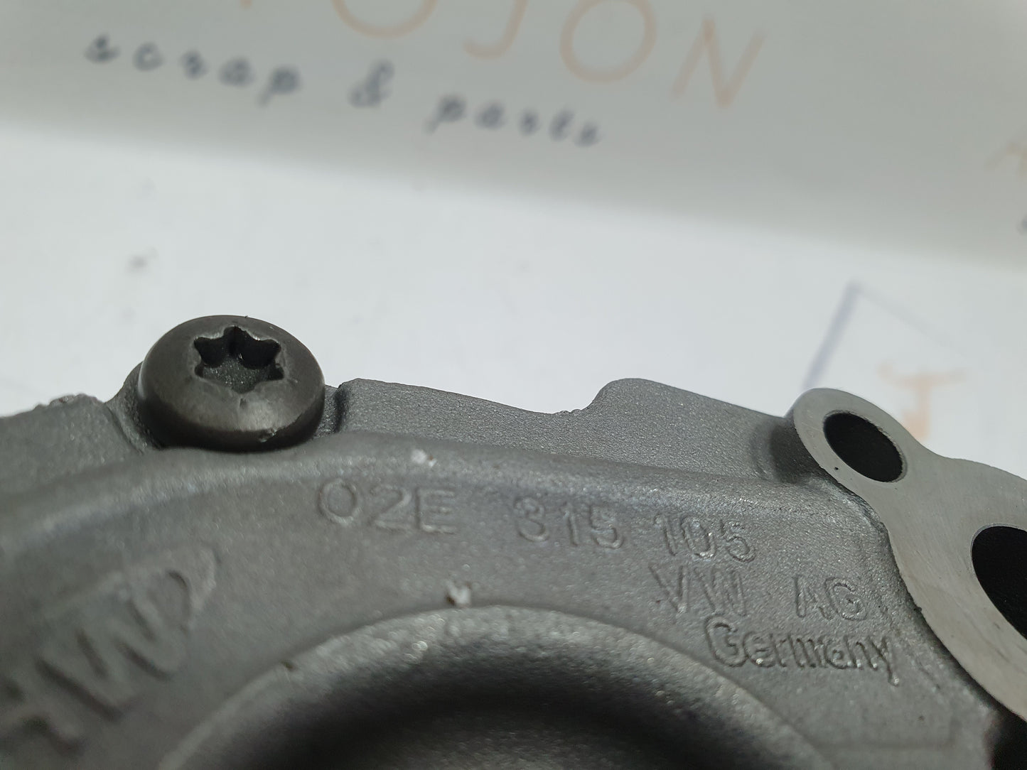 Pompa de ulei cutie DSG Volkswagen Golf 5 (1K1) Coupe 2.0 TDI BKD 2005