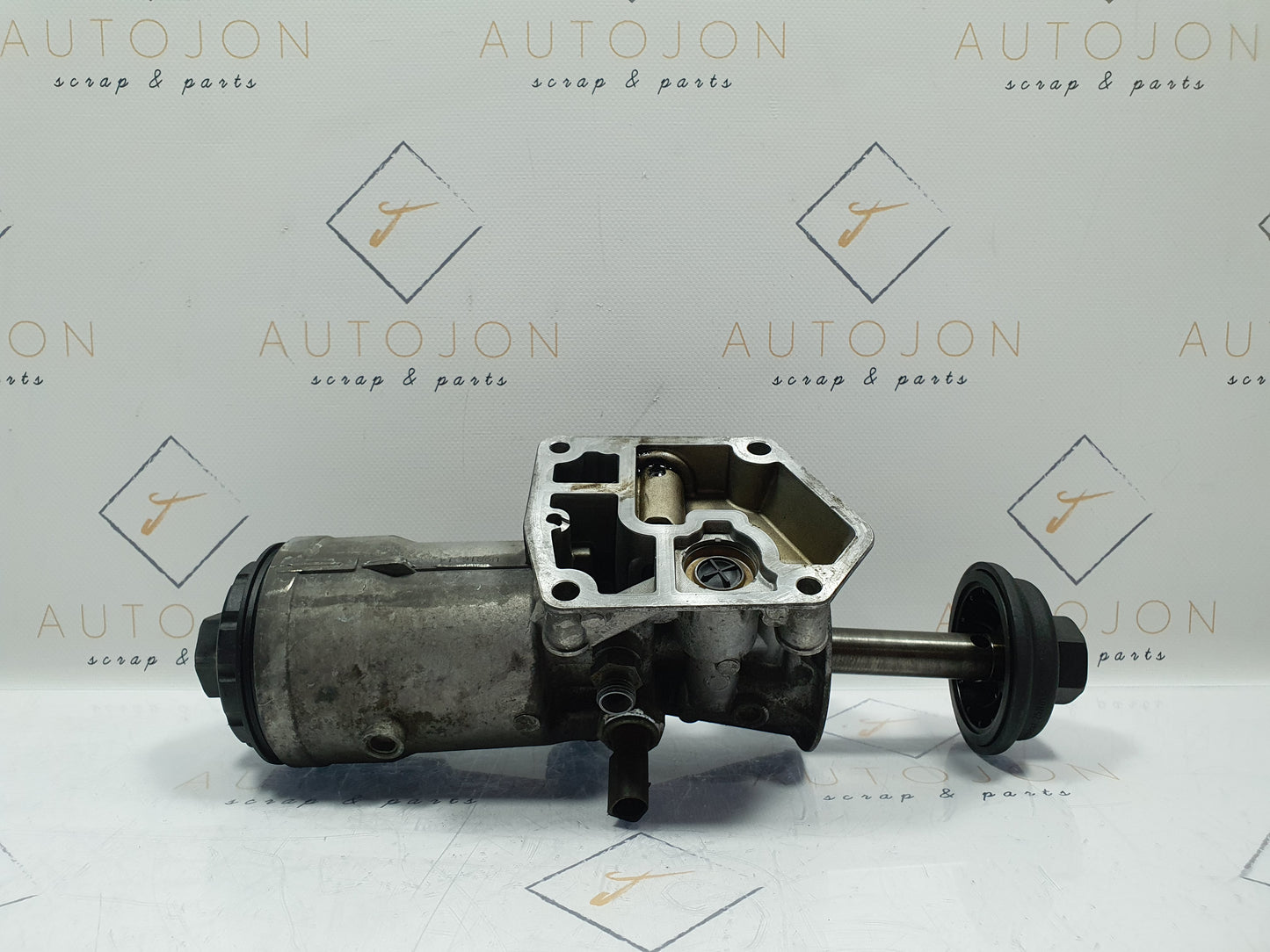 Carcasa filtru ulei 045115389J Volkswagen Passat (3C5) Variant 2.0 TDI BMP 2007