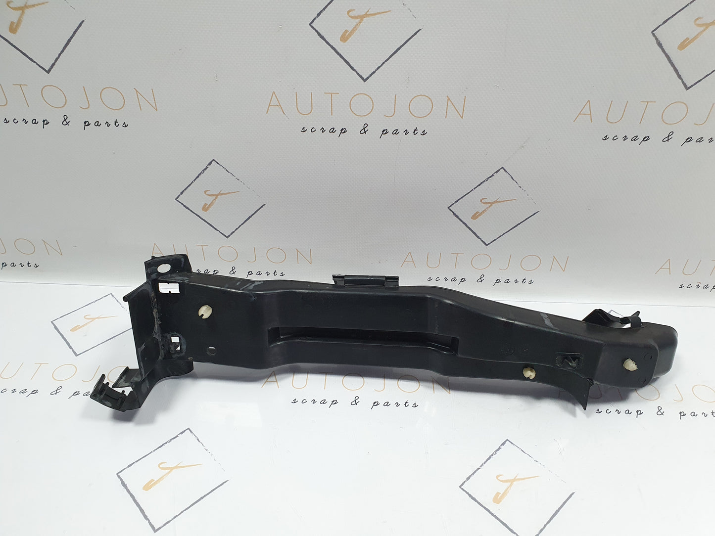 Carcase instalatie electrica lonjeron Volkswagen Jetta (1K2) Berlina 1.6 TDI CAYC 2010