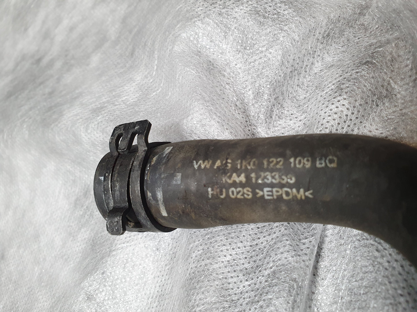 Set furtunuri apa motor Volkswagen Jetta (1K2) Berlina 1.6 TDI CAYC 2010