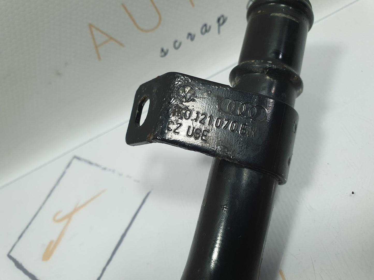 Conducta apa Volkswagen Jetta (1K2) Berlina 1.6 TDI CAYC 2010