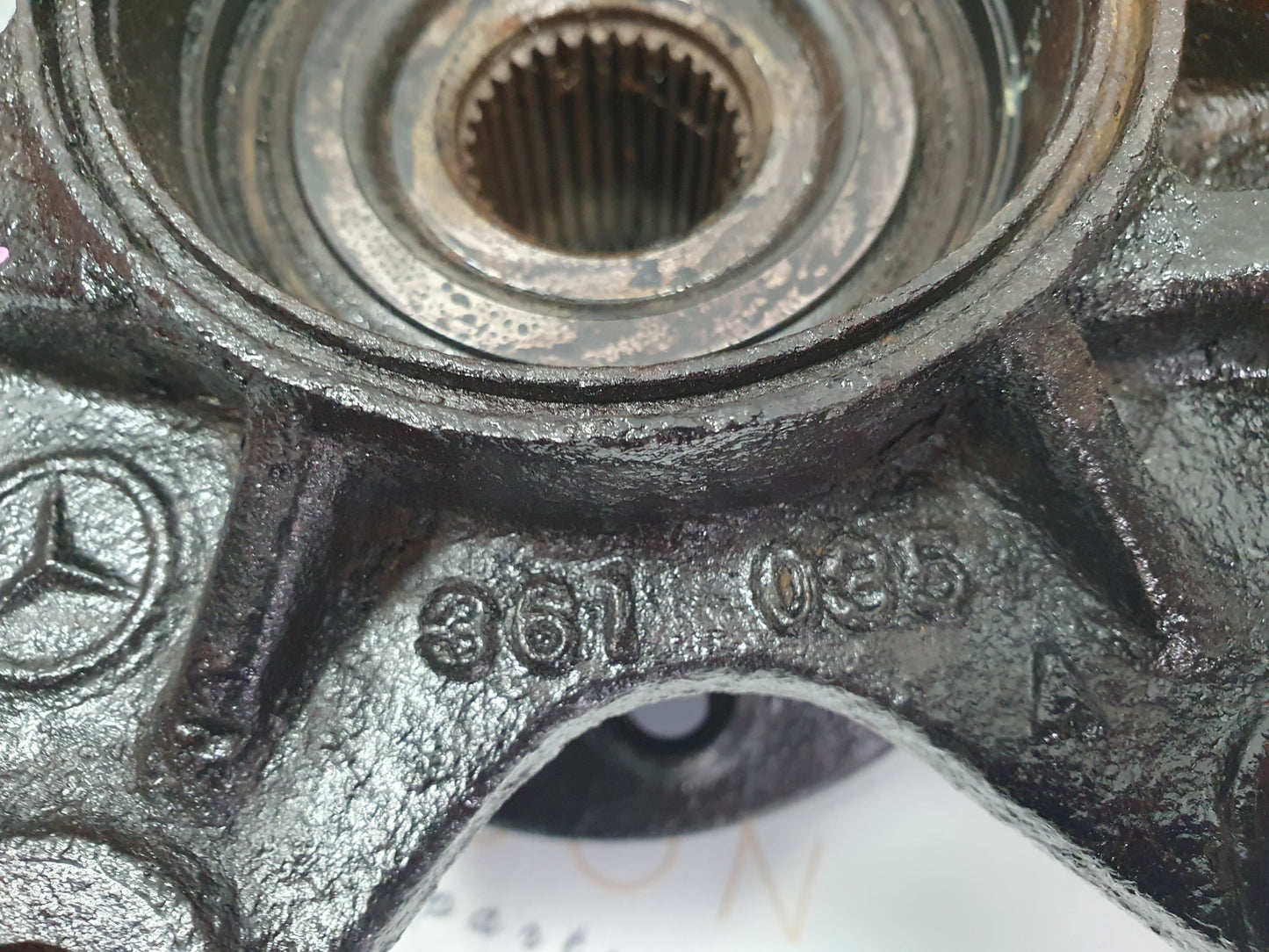 Fuzeta stanga fata Mercedes ML (W163) 270 CDI OM612 2001