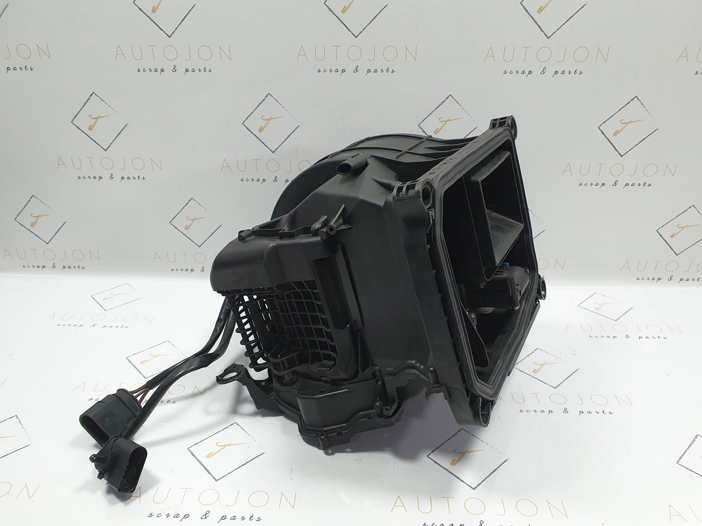 Carcasa aeroterma cu ventilator Audi A6 C6 (4F2) Sedan 3.0 TDI BMK 2005