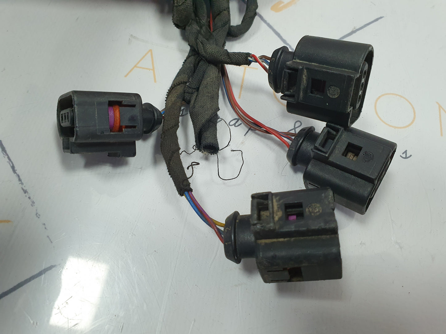Instalatie senzori parcare spate Audi A6 C6 (4F2) Sedan 3.0 TDI BMK 2005