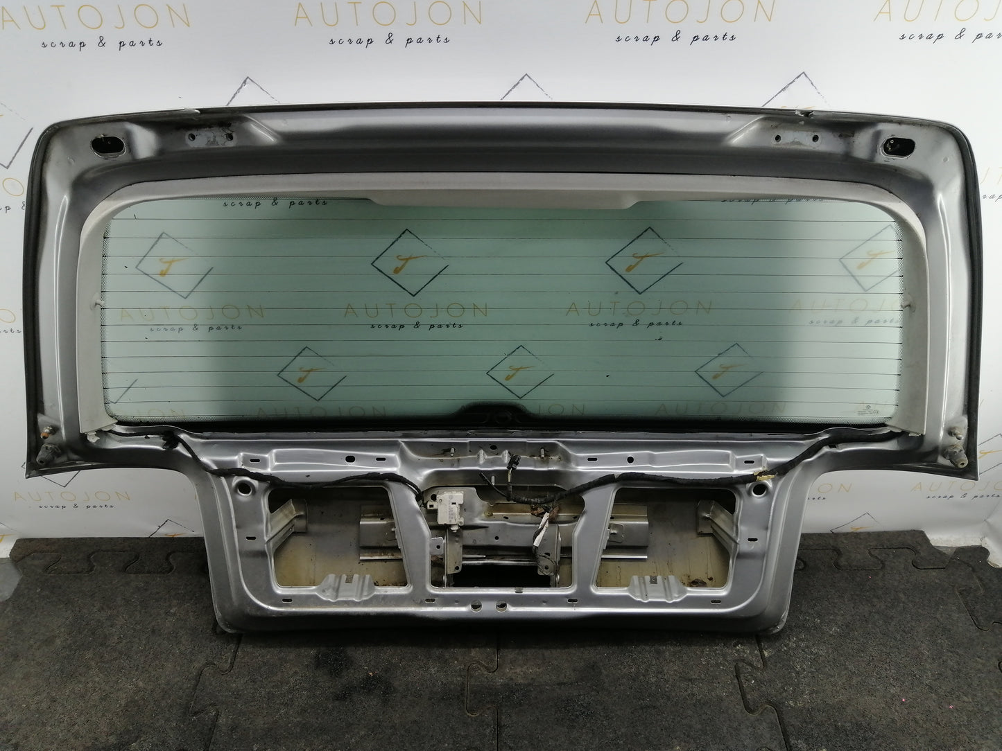 Haion cu luneta Volkswagen Golf 4 (1J1) Hatchback 1.6 16V 2001