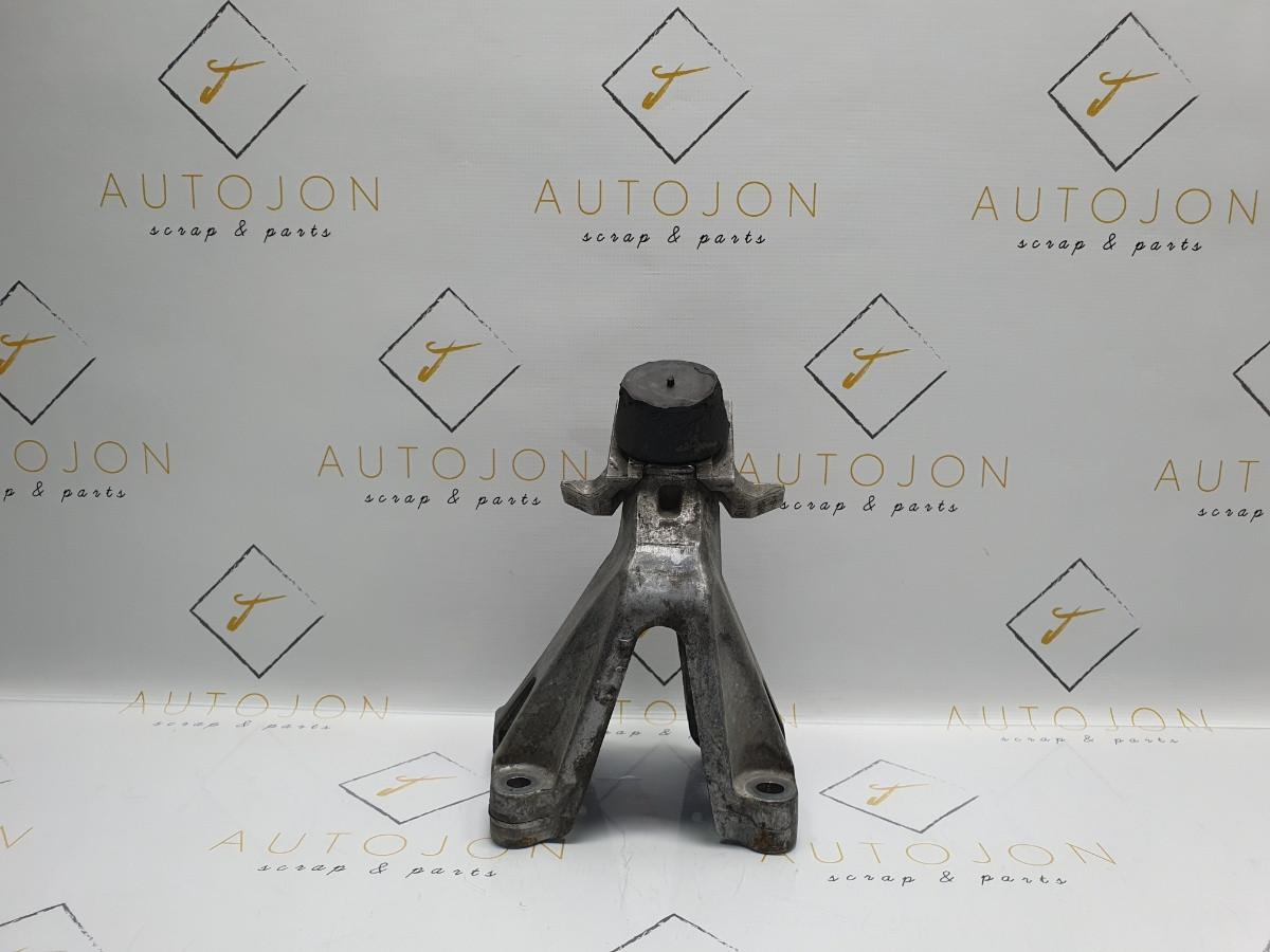 Suport motor  AUDI A6 IV Avant 4G5, C7, 4GD 2011 - 2018 8K0199307BJ