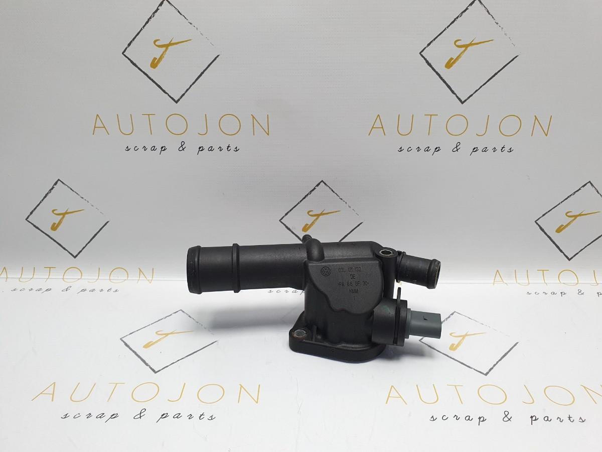 Distribuitor apa VOLKSWAGEN GOLF VI 5K1 2008 - 2013 03L121132