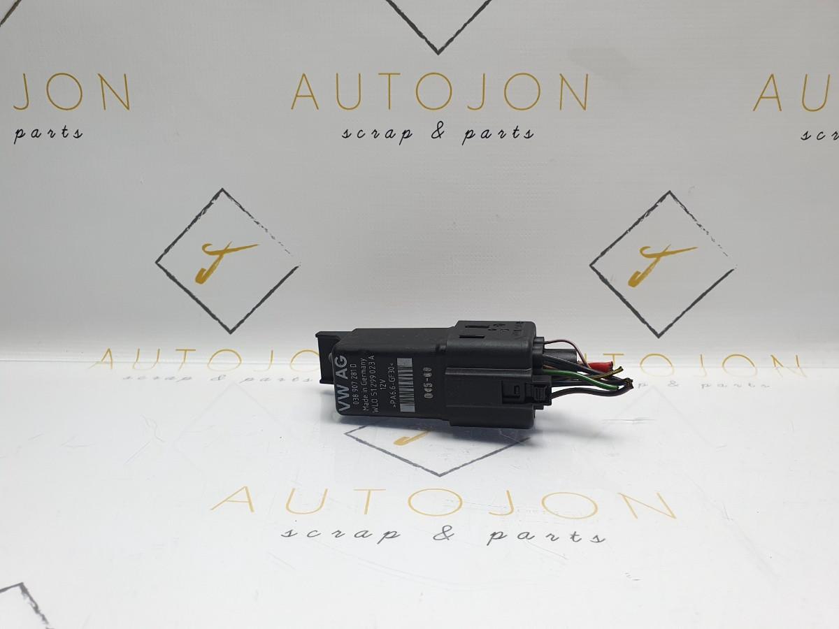 Releu bujii  VOLKSWAGEN GOLF VI 5K1 2008 - 2013 038907281D