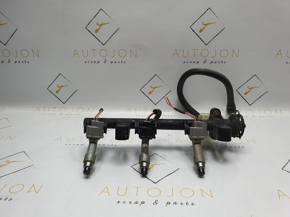 Rampa cu injectoare TOYOTA AYGO _B1_ 2005 - > 23814-0Q010