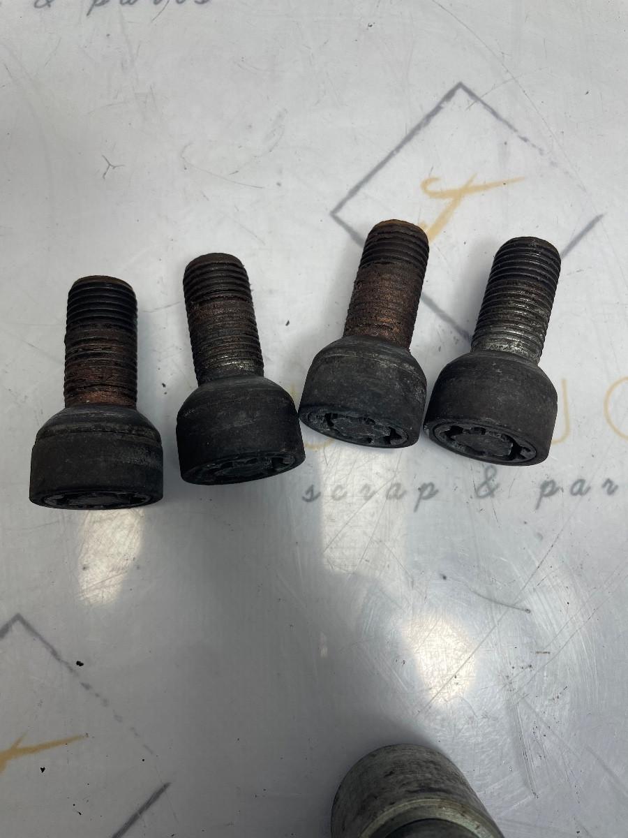 Set antifurt  roti M AUDI A4 IV Avant (8K5, B8) [ 2007 - 2015 ]