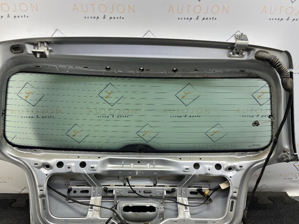Haion cu luneta VOLKSWAGEN POLO (9N_) [ 2001 - 2012 ] OEM 6Q6827025Q / 6Q6 827 025 Q