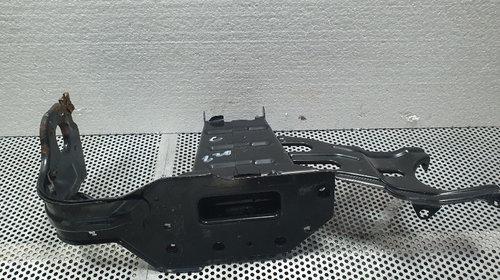 Suport trager stanga MERCEDES-BENZ C-CLASS II (W203)  [ 2000 - 2007 ]