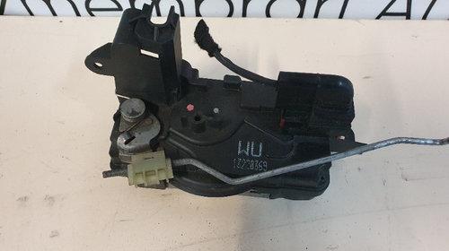 Broasca usa OPEL ZAFIRA B A05 2005 - 2015 13220369