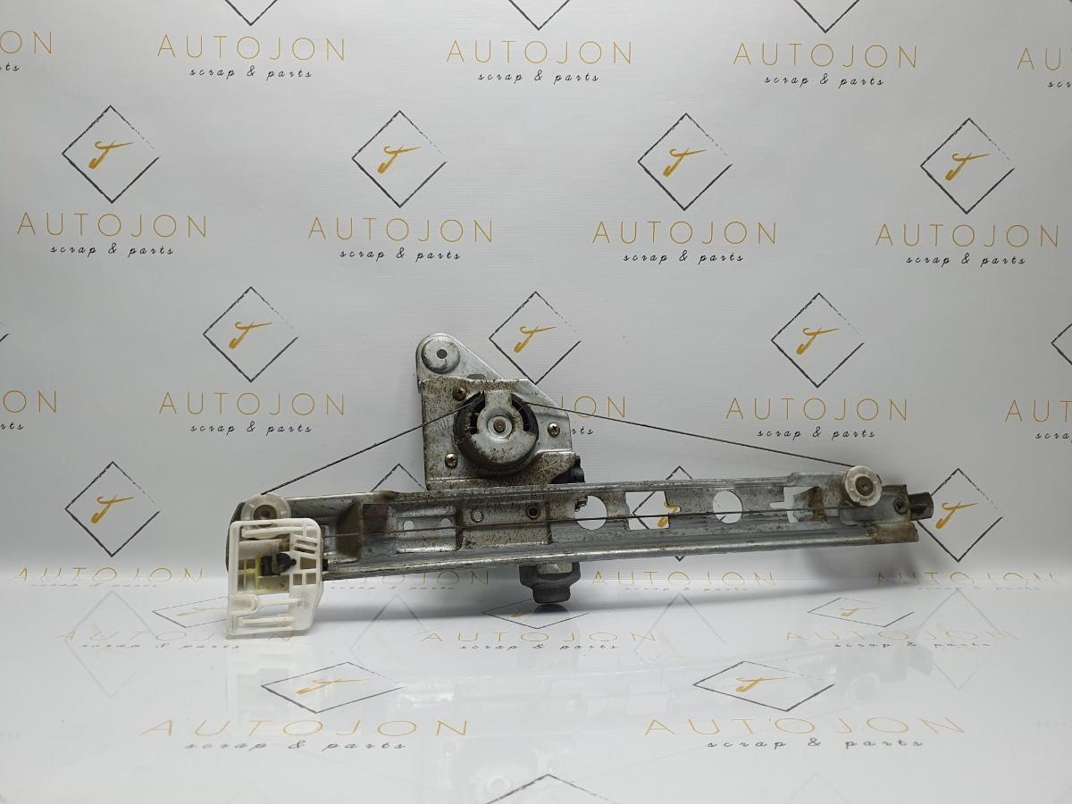 Macara dreapta spate RENAULT MEGANE II Estate (KM0/1_) [ 2003 - 2012 ] OEM 190011781