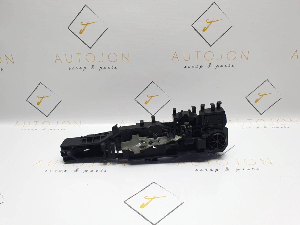 Maner dreapta fata RENAULT MEGANE II Estate (KM0/1_) [ 2003 - 2012 ] OEM 8200028463 / 8200 028 463