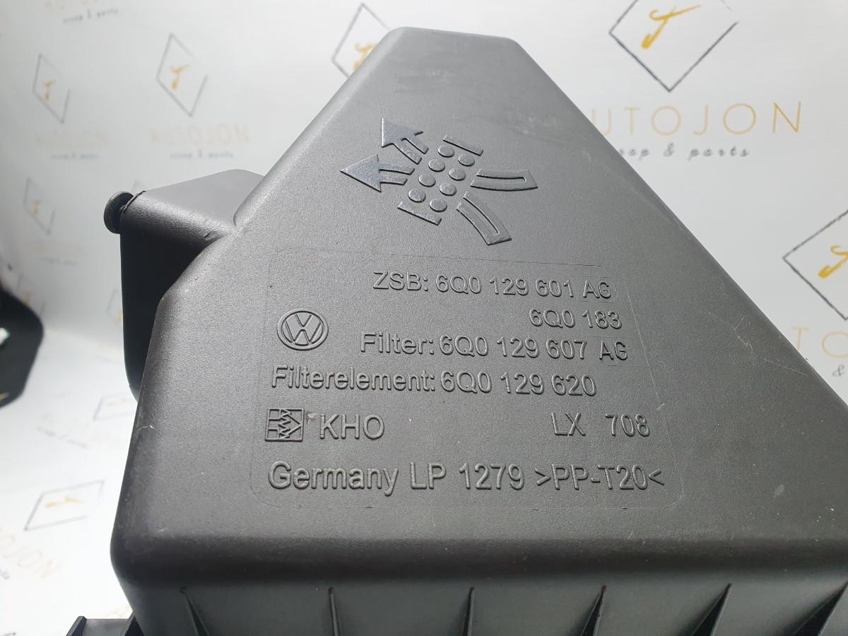 Carcasa filtru aer SKODA FABIA Combi (6Y5) [ 2000 - 2007 ] OEM 6Q0129601AG / 6Q0 129 601 AG