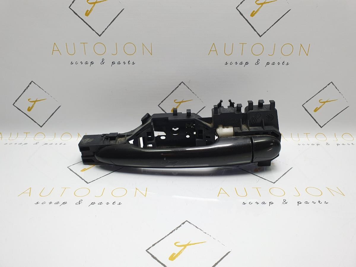 Maner dreapta spate RENAULT MEGANE II Estate (KM0/1_) [ 2003 - 2012 ] OEM 8200028464 / 8200 028 464