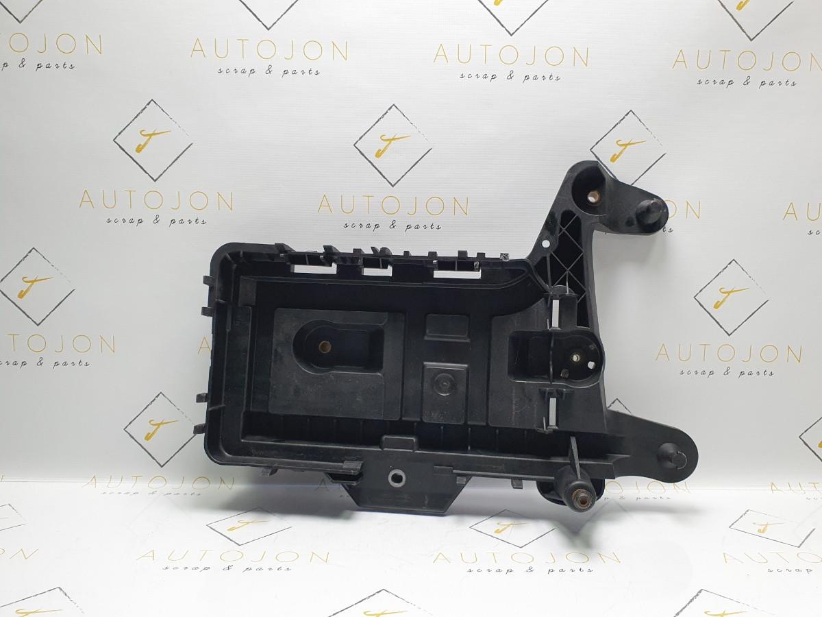 Suport baterie  VOLKSWAGEN PASSAT Variant (3C5) [ 2005 - 2011 ] OEM 1K0915333H / 1K0 915 333 H