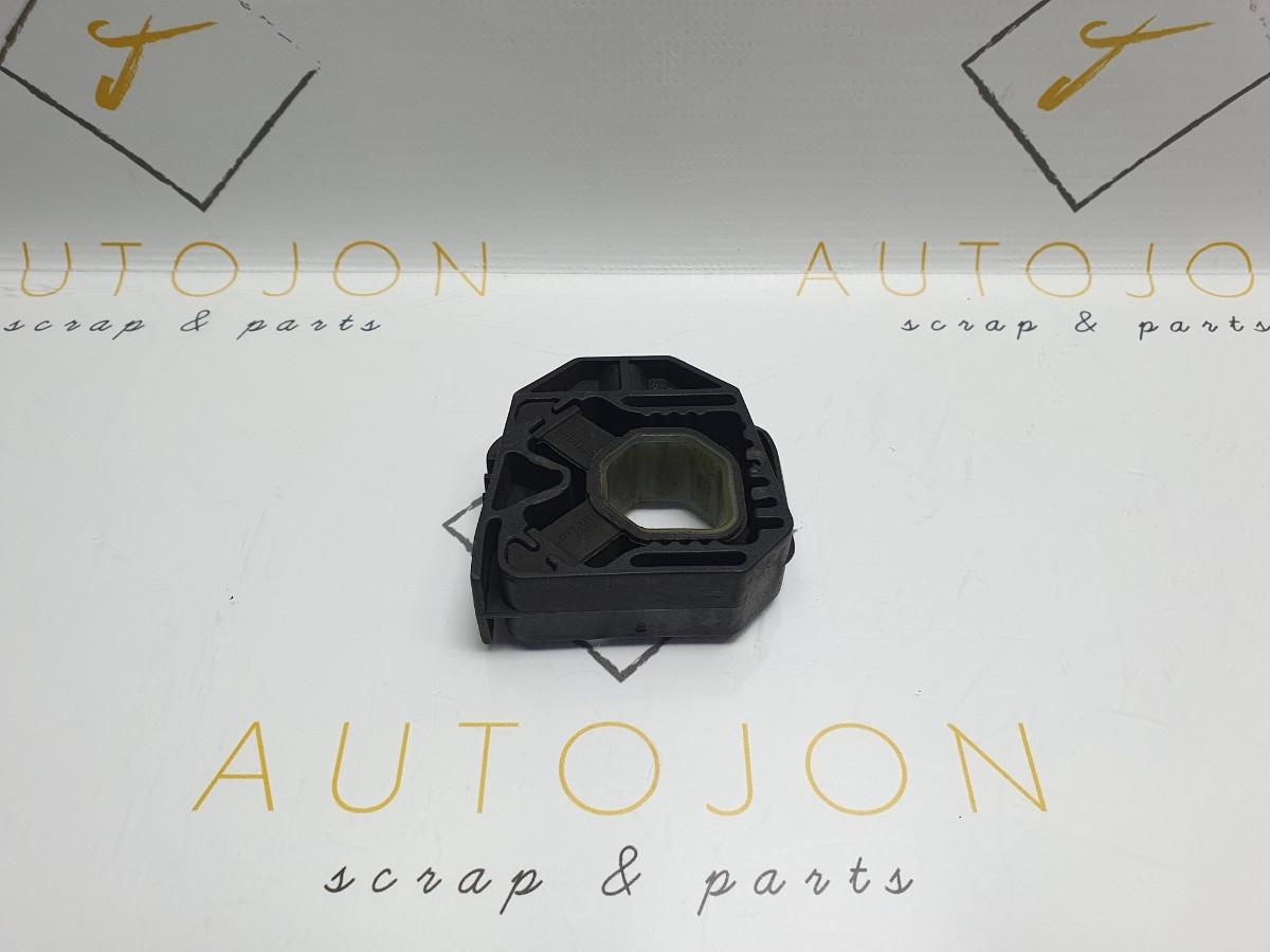 Set suporti radiator VOLKSWAGEN PASSAT Variant (3C5) [ 2005 - 2011 ] OEM 1K0121867D / 1K0 121 867 D