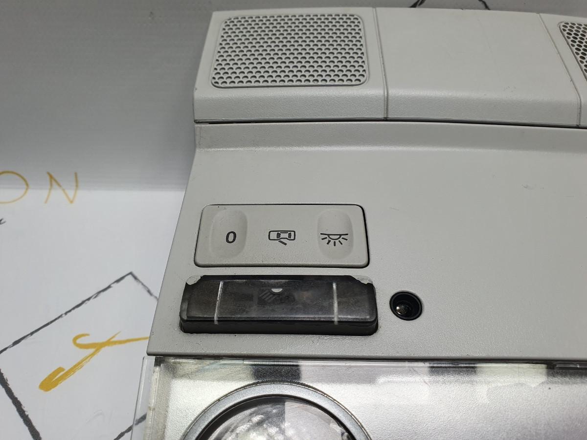 Plafoniera lumini VOLKSWAGEN GOLF V Variant (1K5) [ 2007 - 2009 ] OEM 1K0947133E / 1K0 947 133 E