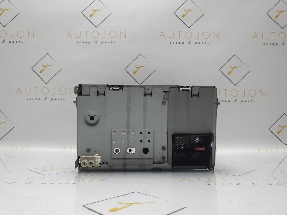 CD player VOLKSWAGEN GOLF V Variant (1K5) [ 2007 - 2009 ] OEM 1K0035186AA / 1K0 035 186 AA