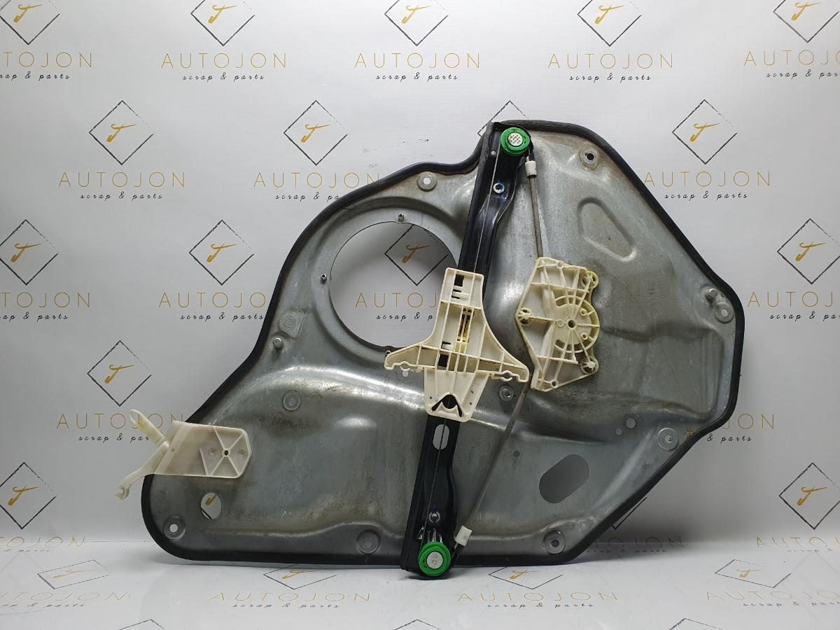 Macara stanga spate VOLKSWAGEN GOLF V Variant (1K5) [ 2007 - 2009 ] OEM 1K9839755A / 1K9 839 755 A