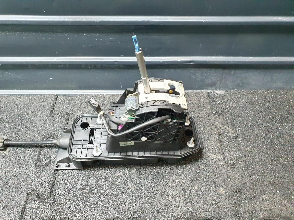 Timonerie DSG VOLKSWAGEN GOLF V Variant (1K5) [ 2007 - 2009 ] OEM 1K0713061 / 1K0 713 061