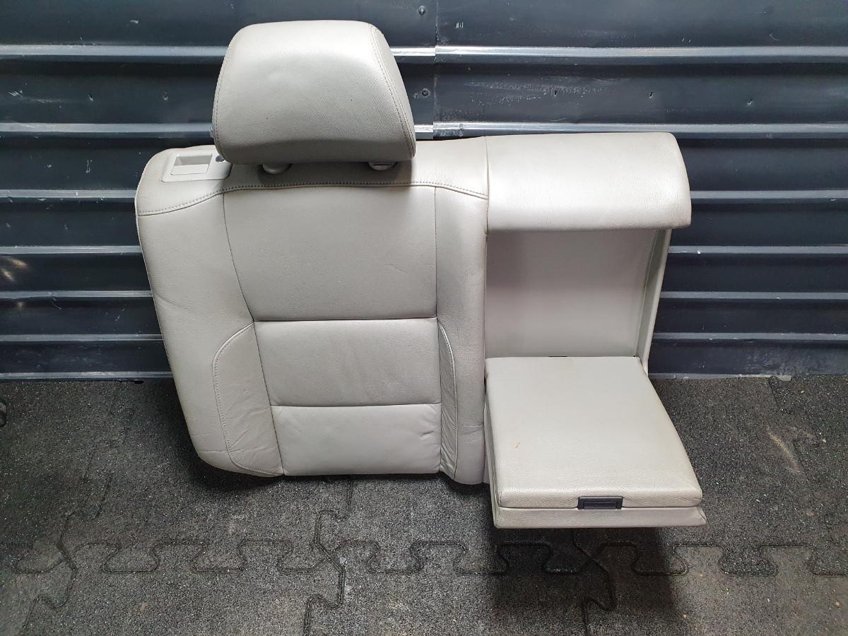 Spatar de piele gri spate  VOLKSWAGEN GOLF IV (1J1) [ 1997 - 2007 ] TDI (ATD, AXR) 74KW|101HP OEM 1J0885805T / 1J0 885 805 T