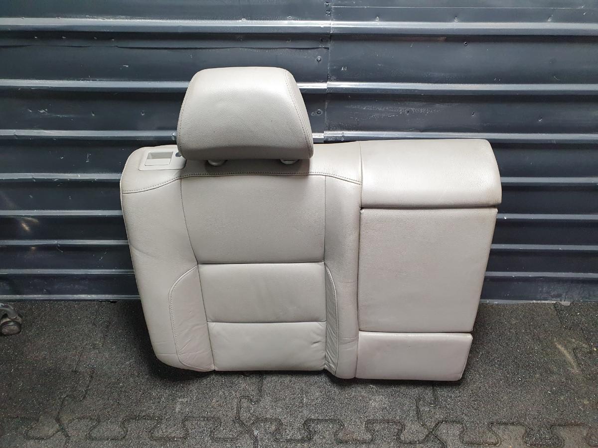 Spatar de piele gri spate  VOLKSWAGEN GOLF IV (1J1) [ 1997 - 2007 ] TDI (ATD, AXR) 74KW|101HP OEM 1J0885805T / 1J0 885 805 T