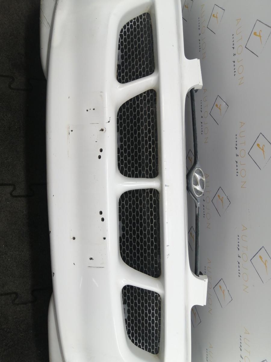 Bara fata spolier HYUNDAI H-1 Box A1 1999 - 2004 865104A000 / 86510 4A000