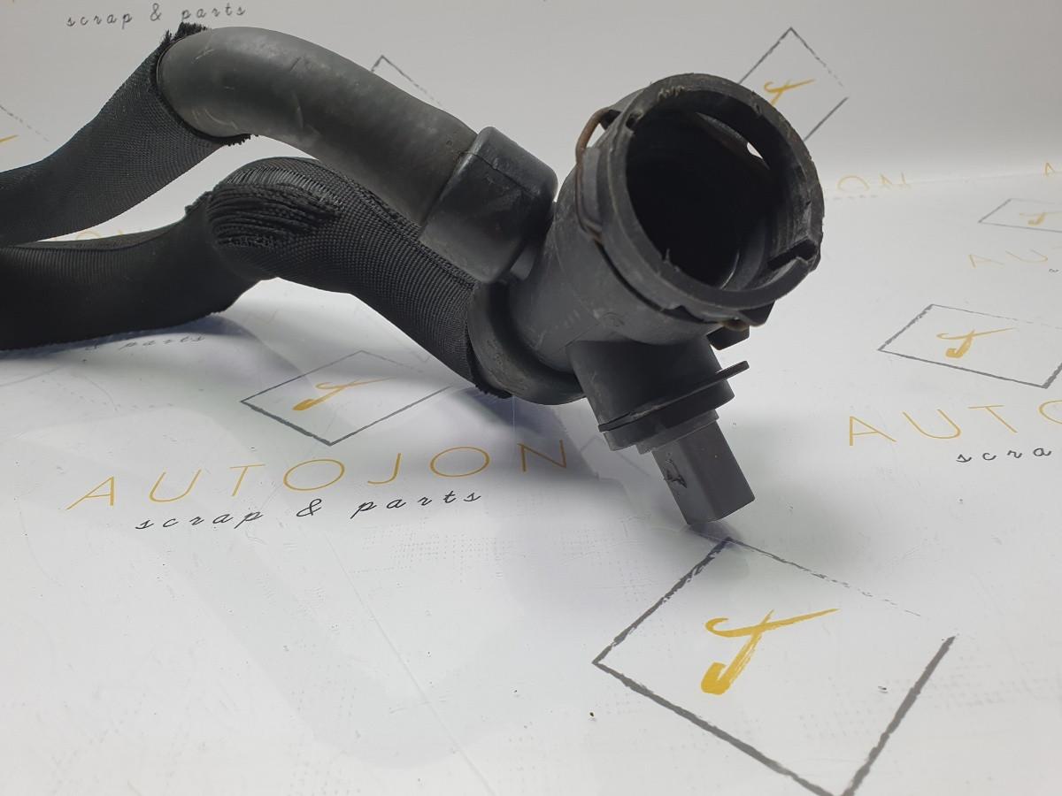 Furtun apa radiator AUDI A4 II (8E2, B6) [ 2000 - 2005 ] OEM 8E0121049 / 8E0 121 049