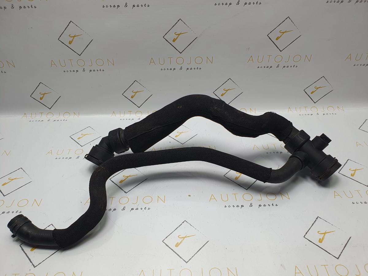 Furtun apa radiator AUDI A4 II (8E2, B6) [ 2000 - 2005 ] OEM 8E0121049 / 8E0 121 049