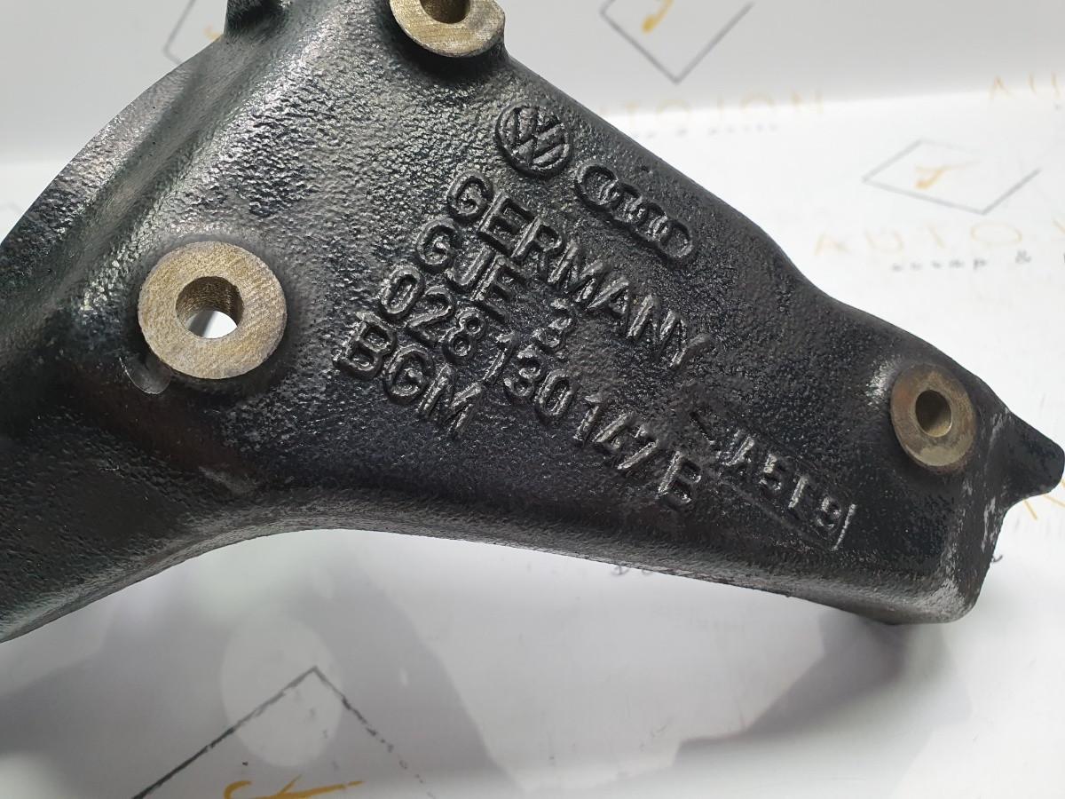 Suport pompa injectie VOLKSWAGEN POLO (6N2) [ 1999 - 2001 ] SDI (AKU) 44KW|60HP OEM 028130147B / 028 130 147 B