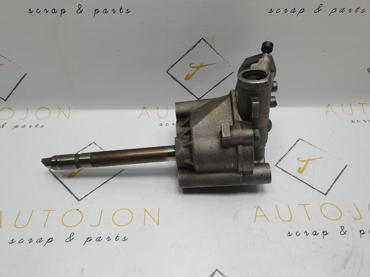 Pompa de ulei VOLKSWAGEN TRANSPORTER IV Box (70XA) [ 1990 - 2003 ] TD (ABL) 50KW|68HP OEM 026115153A / 026 115 153 A