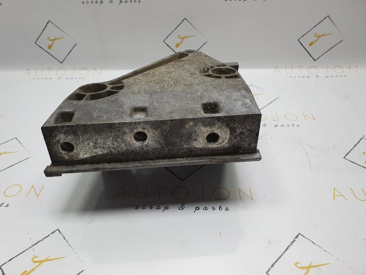 Suport motor SKODA FABIA (6Y2) [ 1999 - 2008 ] OEM 038199207M / 038 199 207 M