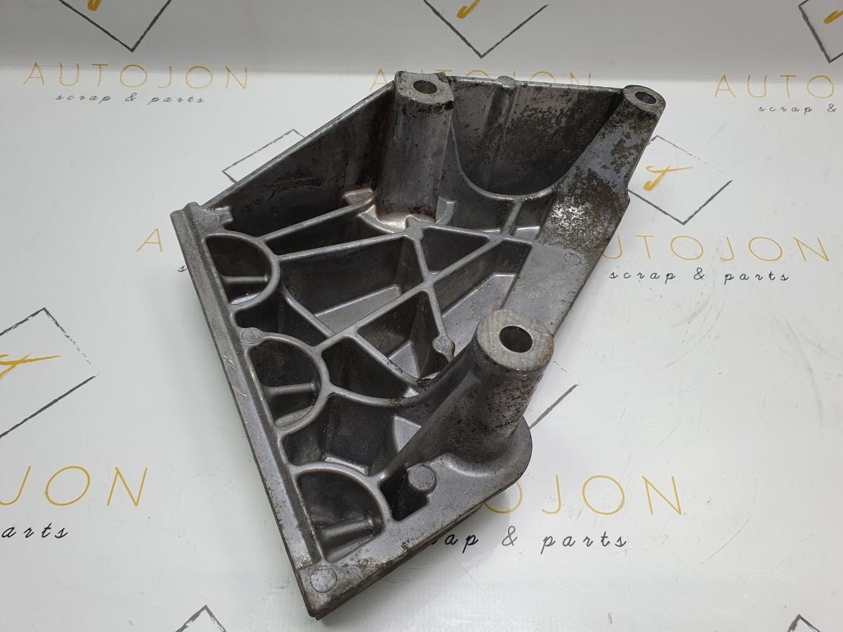 Suport motor SKODA FABIA (6Y2) [ 1999 - 2008 ] OEM 038199207M / 038 199 207 M