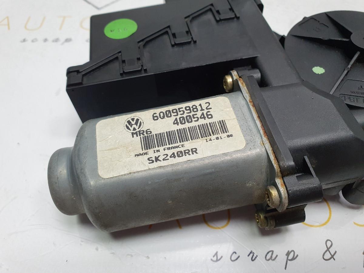 Motoras macara dreapta fata SEAT IBIZA IV (6L1) [ 2002 - 2009 ], VOLKSWAGEN POLO (9N_) [ 2001 - 2012 ], SKODA FABIA (6Y2) [ 1999 - 2008 ] SK240RR OEM 6Q0959812 / 6Q0 959 812