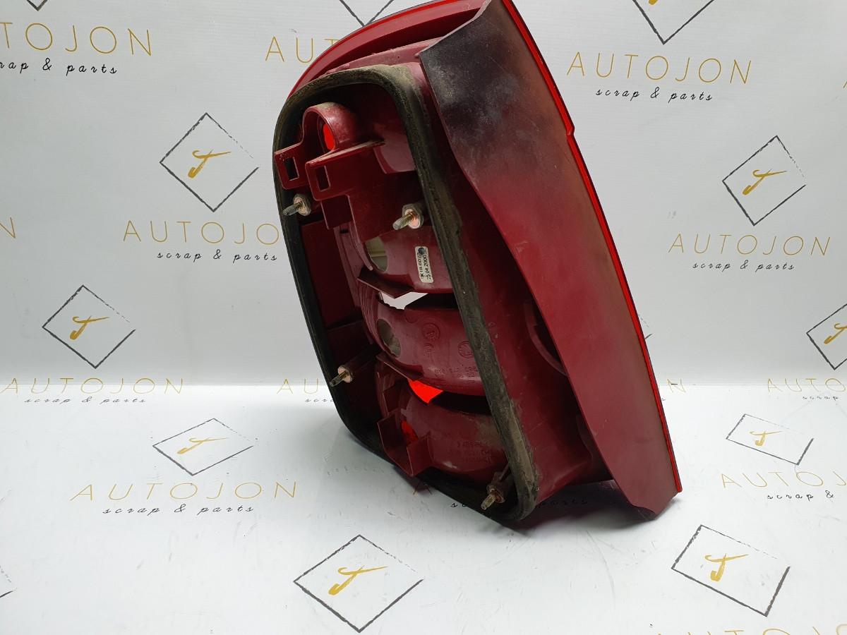 Lampa stop Dreapta Spate  SKODA FABIA (6Y2) [ 1999 - 2008 ] OEM 6Y6945096 / 6Y6 945 096