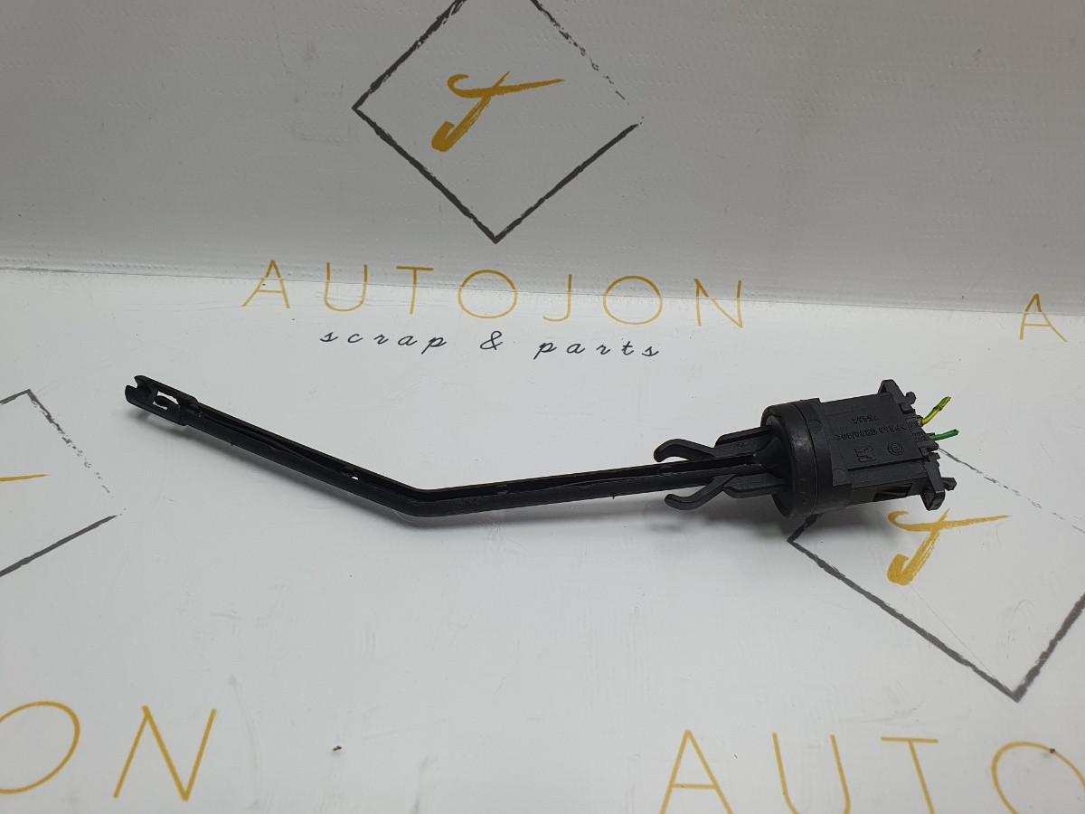 Senzor temperatura interioara SEAT IBIZA IV (6L1) [ 2002 - 2009 ], VOLKSWAGEN POLO (9N_) [ 2001 - 2012 ], SKODA FABIA (6Y2) [ 1999 - 2008 ] OEM 6Q0907543A / 6Q0 907 543 A
