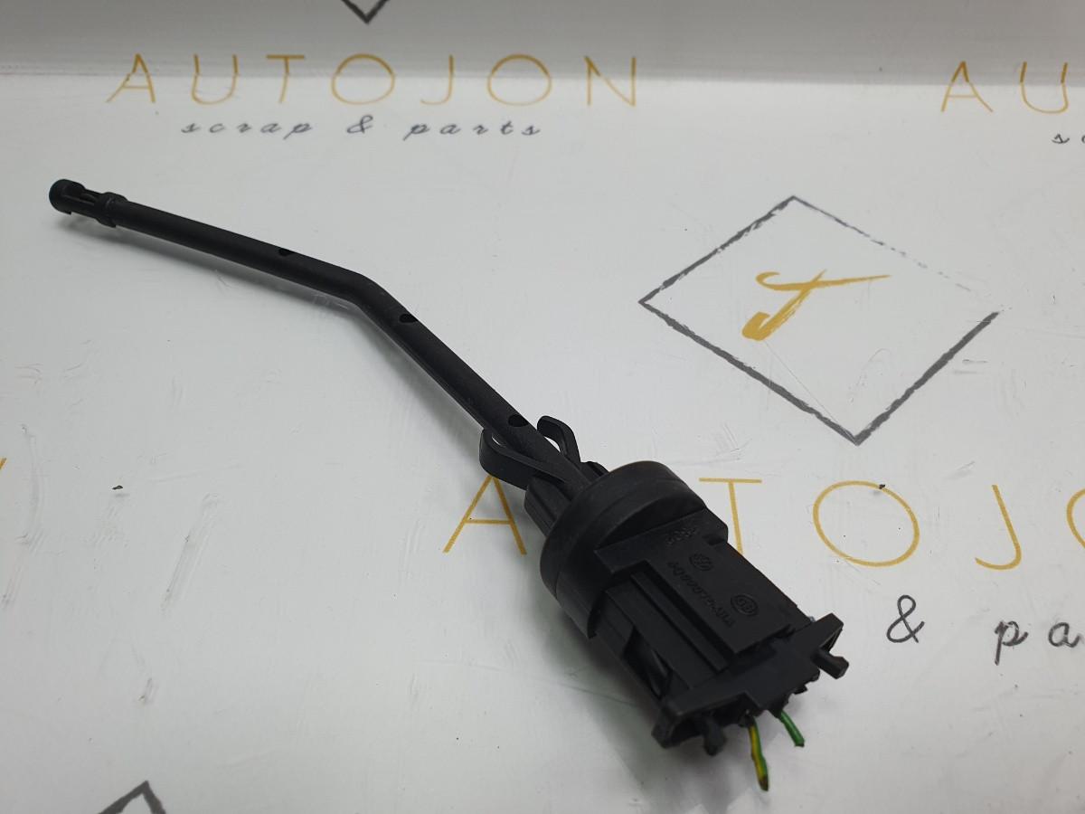 Senzor temperatura interioara SEAT IBIZA IV (6L1) [ 2002 - 2009 ], VOLKSWAGEN POLO (9N_) [ 2001 - 2012 ], SKODA FABIA (6Y2) [ 1999 - 2008 ] OEM 6Q0907543A / 6Q0 907 543 A