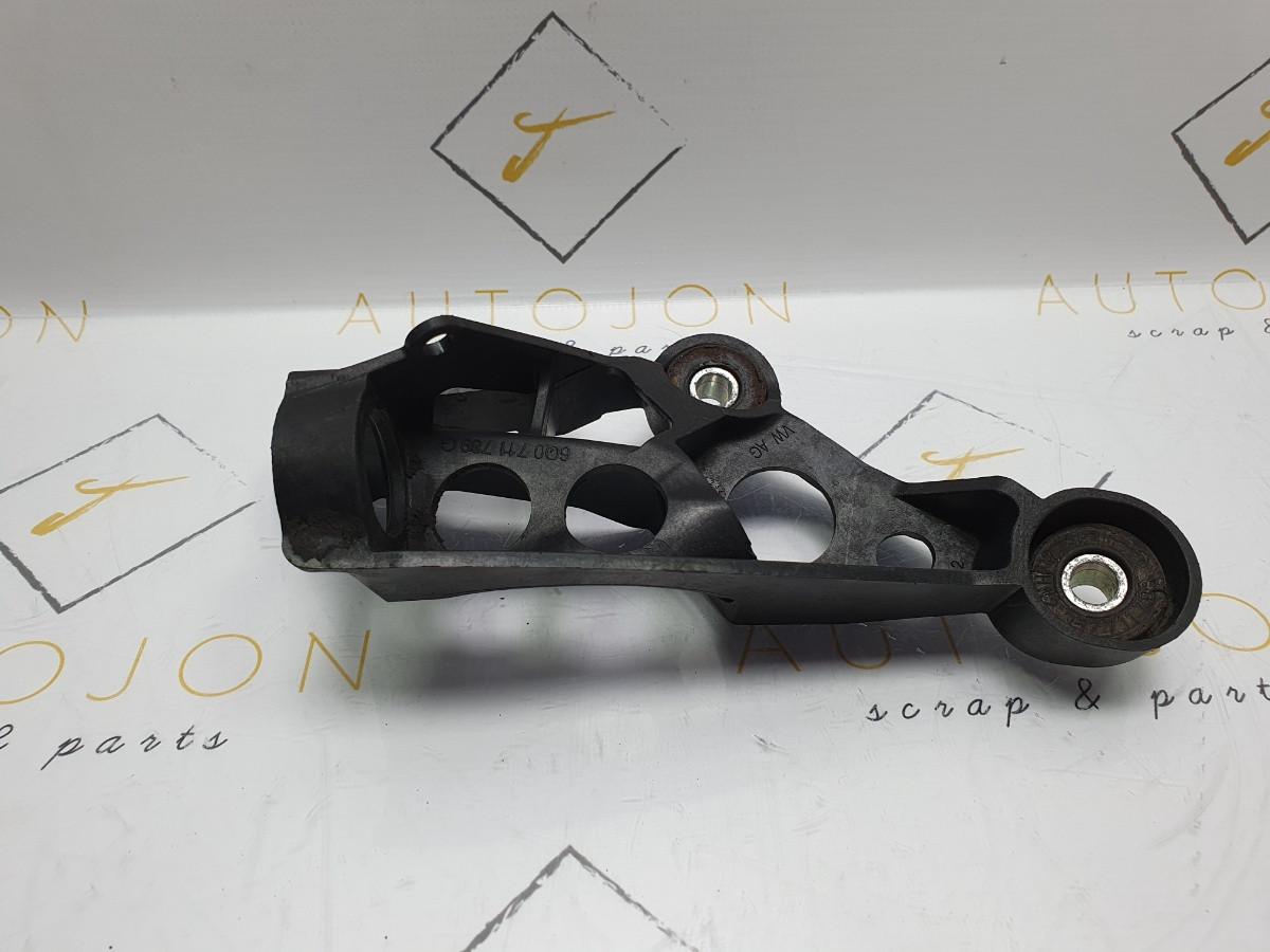 Suport sufe timonerie SKODA ROOMSTER (5J) [ 2006 - 2015 ] TDI (CAYC) 77KW|105HP OEM 6Q0711789C / 6Q0 711 789 C