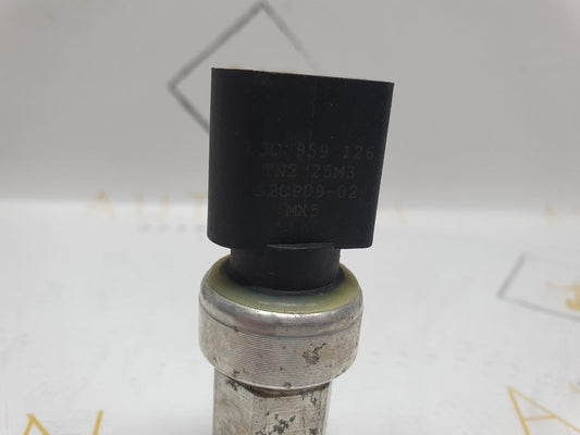 Senzor presiune AC SKODA FABIA (6Y2) [ 1999 - 2008 ], VOLKSWAGEN GOLF IV (1J1) [ 1997 - 2007 ], SEAT IBIZA IV (6L1) [ 2002 - 2009 ] OEM 1J0959126 / 1J0 959 126