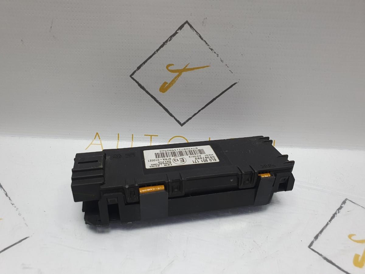 Senzor proximitate SEAT IBIZA IV (6L1) [ 2002 - 2009 ] OEM 6L0951171 / 6L0 951 171
