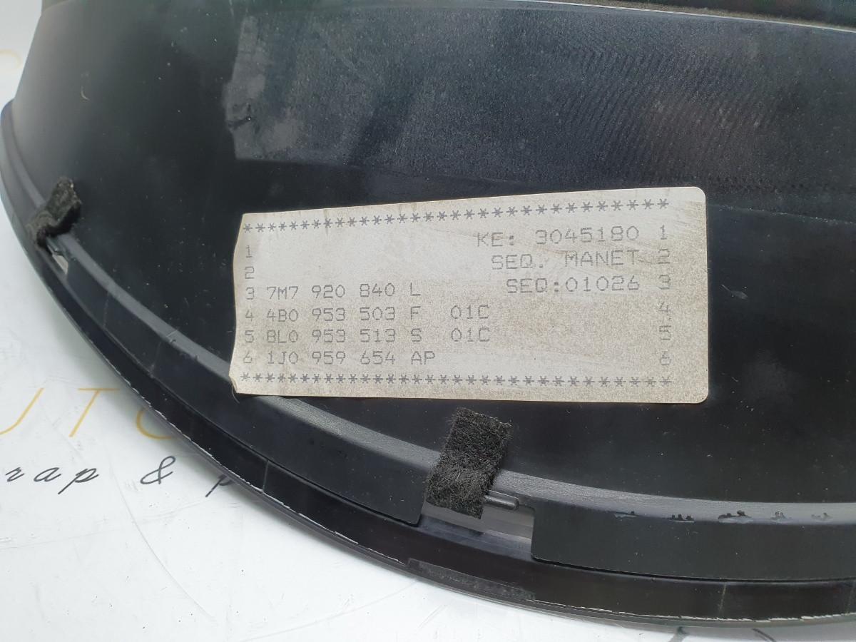Ceasuri bord SEAT ALHAMBRA (7V8, 7V9) [ 1996 - 2010 ] OEM 7M7920840L / 7M7 920 840 L