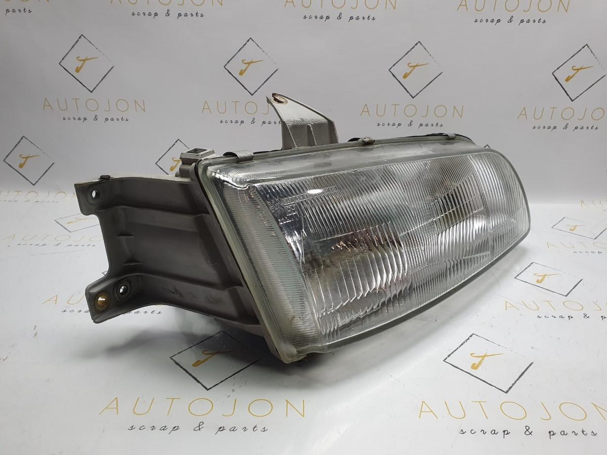 Far dreapta HYUNDAI H-1 Box (A1) [ 1997 - 2008 ] HMC OEM 92107 4A020