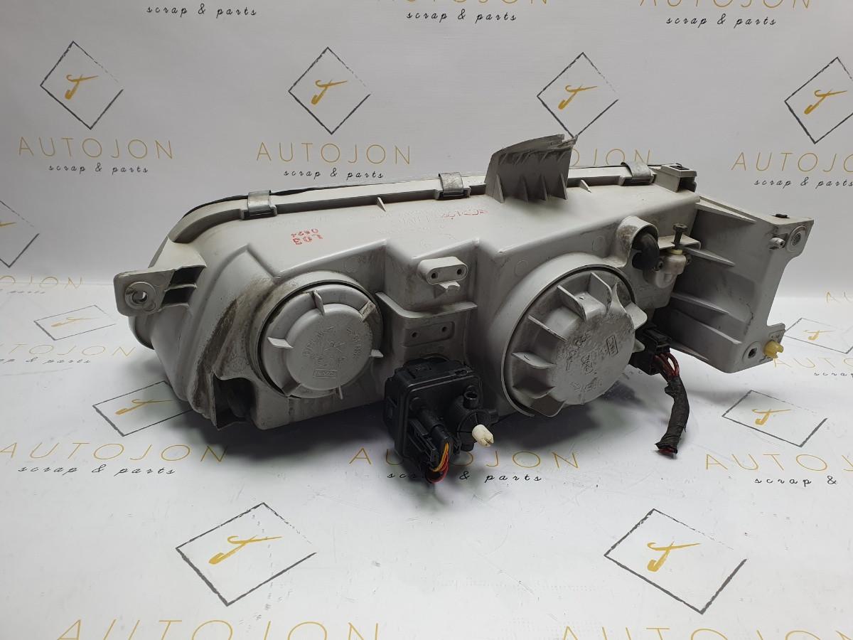 Far dreapta HYUNDAI H-1 Box (A1) [ 1997 - 2008 ] HMC OEM 92107 4A020